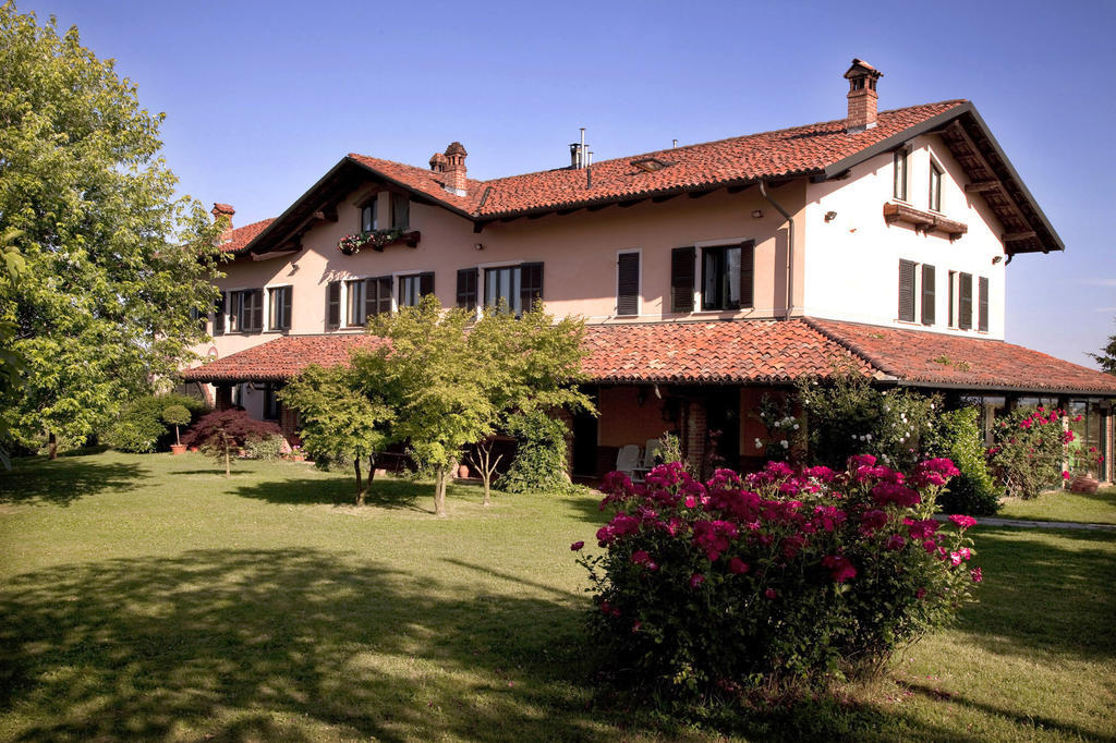 Cascina Papa Mora Villa Cellarengo Luaran gambar