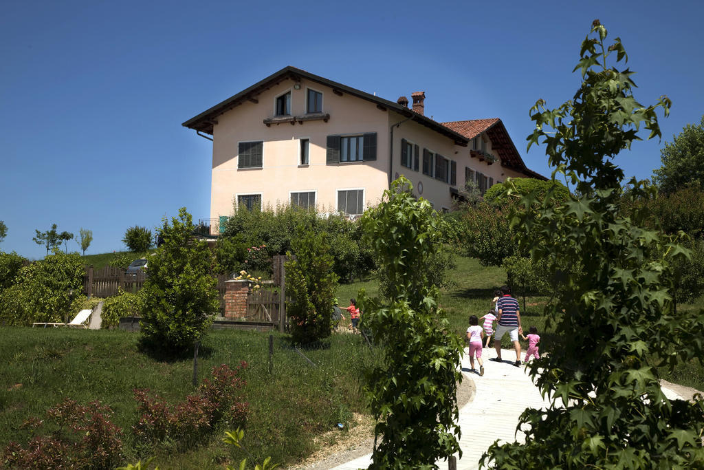 Cascina Papa Mora Villa Cellarengo Luaran gambar