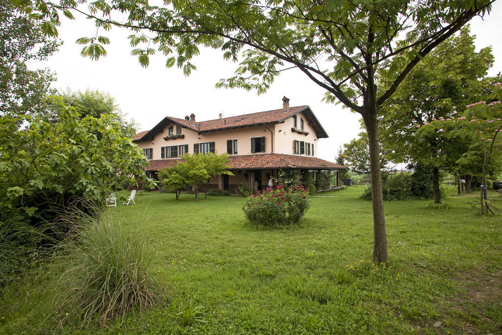 Cascina Papa Mora Villa Cellarengo Luaran gambar